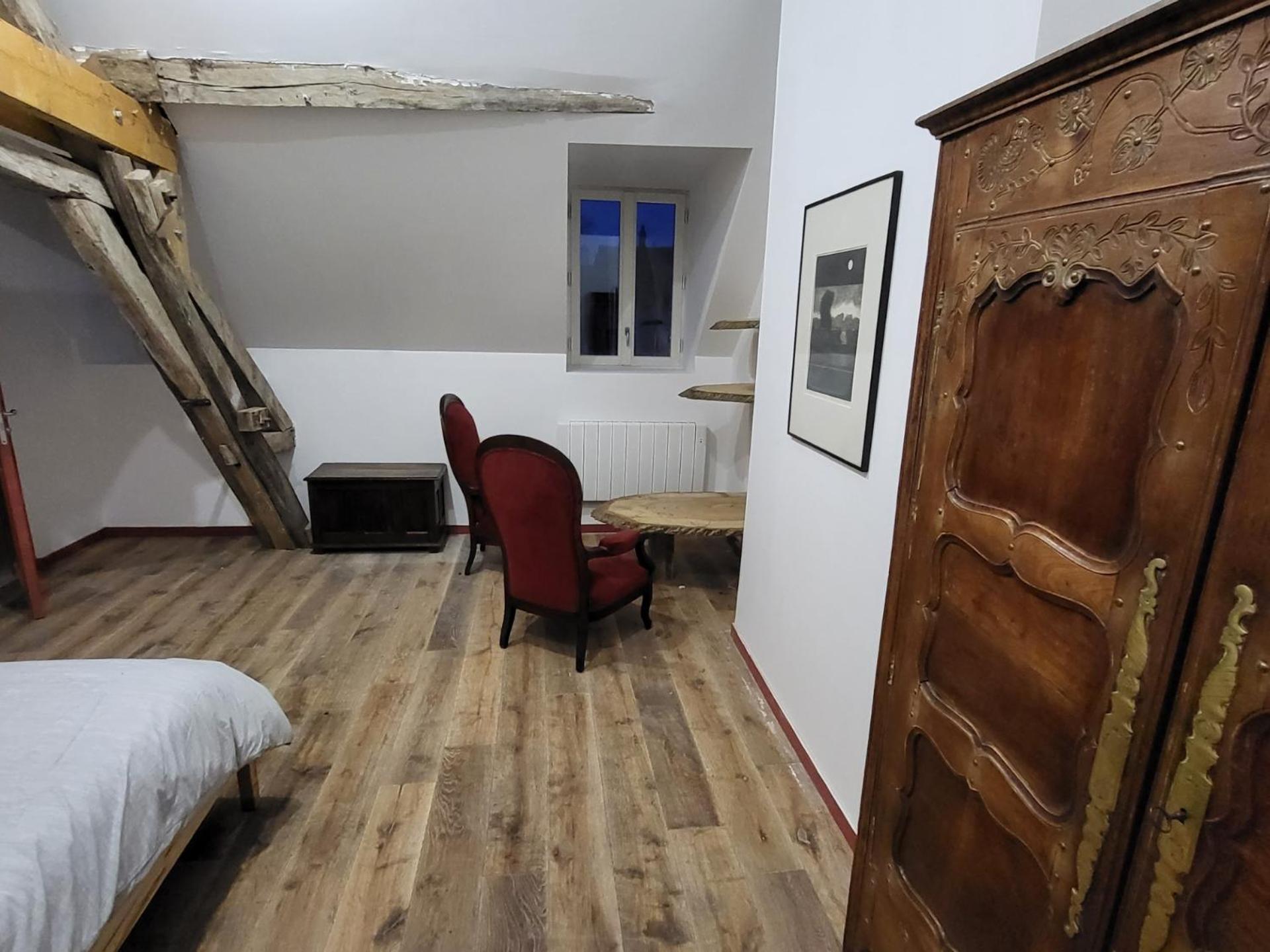 Les Oiseaux De Passage Bed & Breakfast Escolives-Sainte-Camille Eksteriør bilde