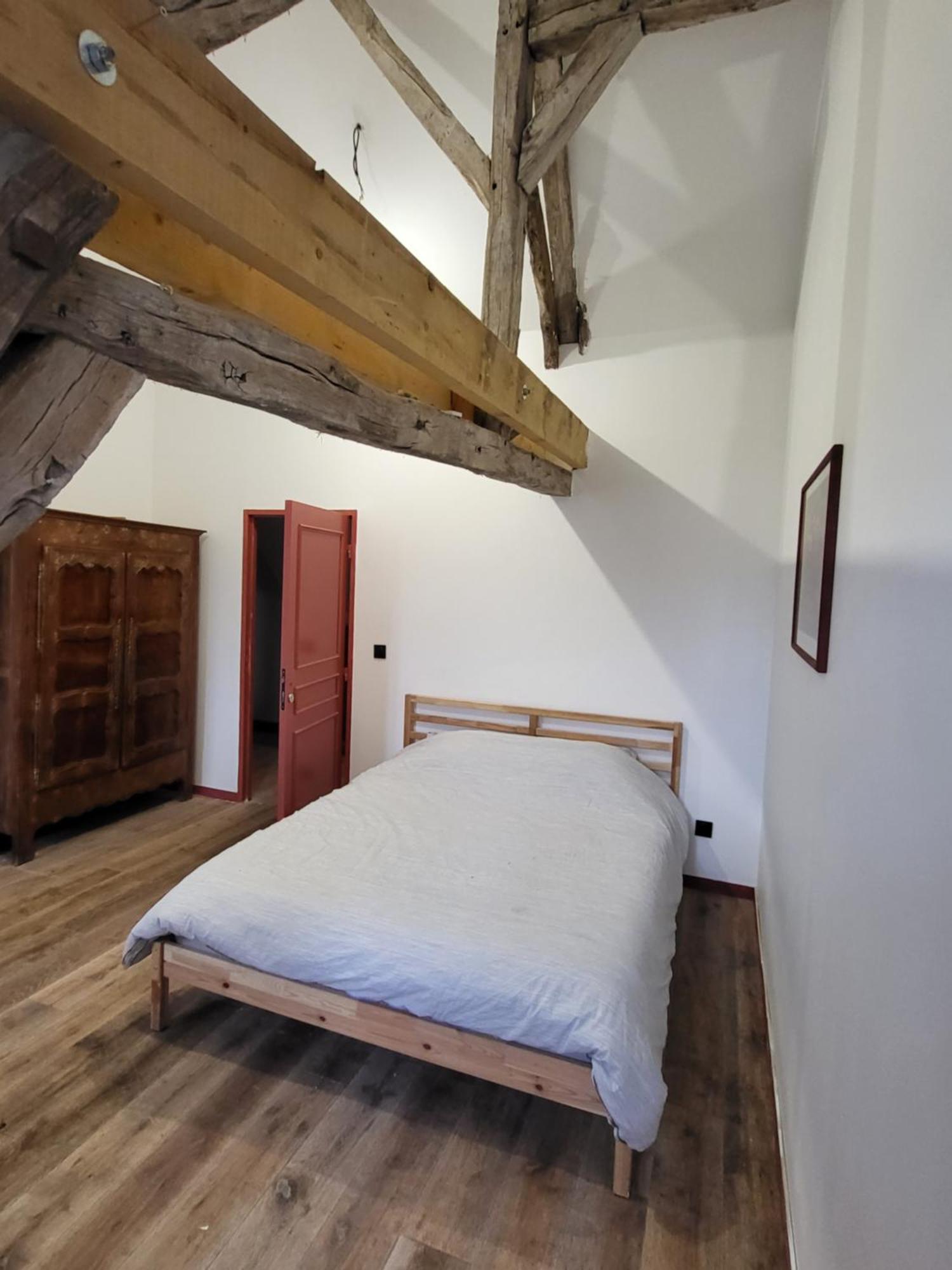 Les Oiseaux De Passage Bed & Breakfast Escolives-Sainte-Camille Eksteriør bilde